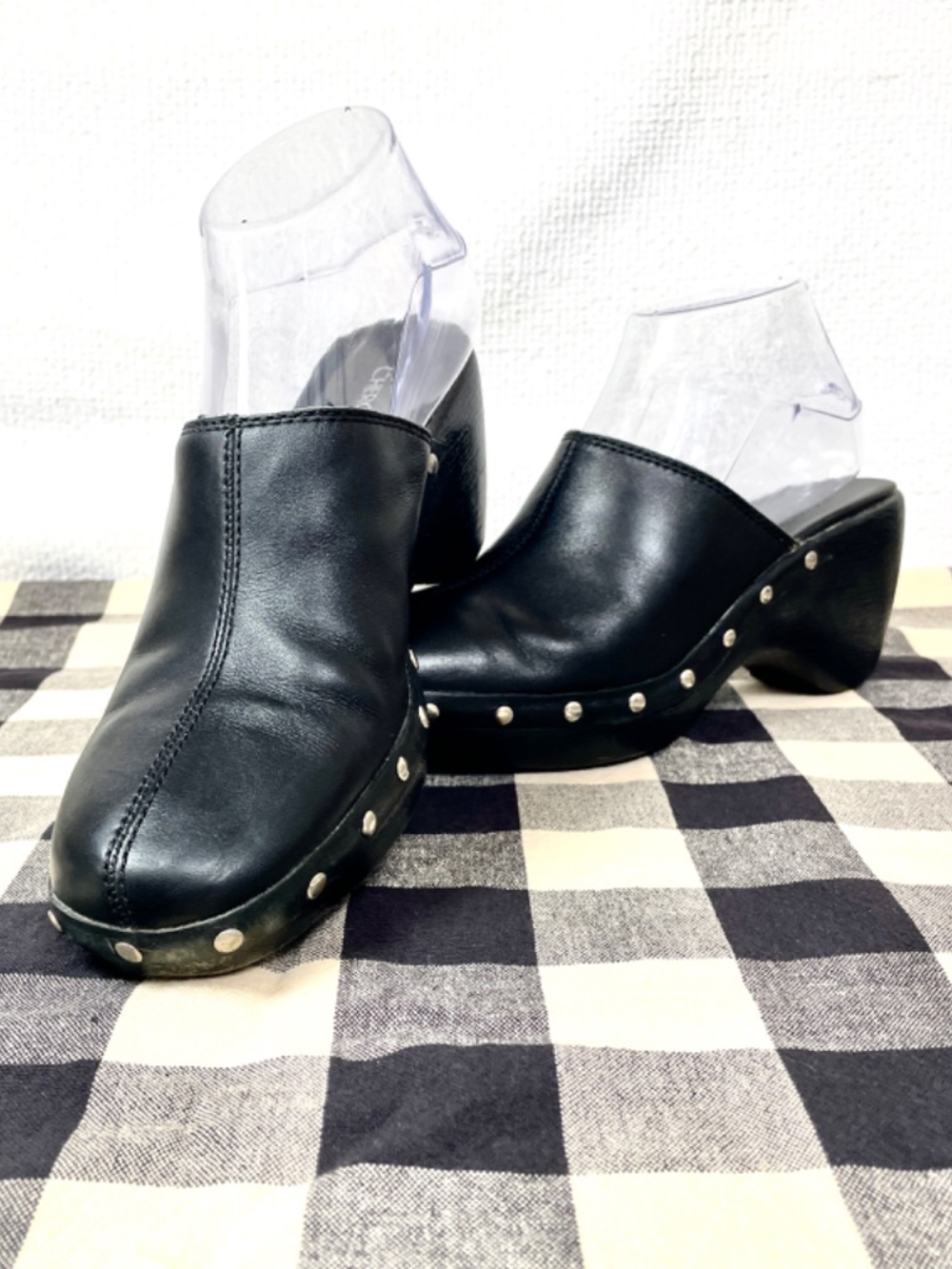 Cherokee VTG Black Leather Studded Platform Clogs, 7.5 Fair Used Condition - Picture 15 of 17